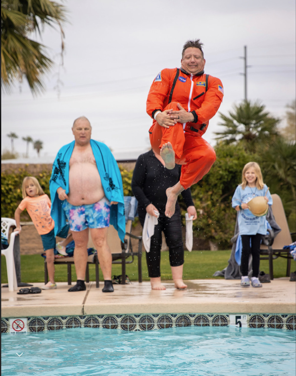 Elks Volunteer Polar Plunge Event Photo 3